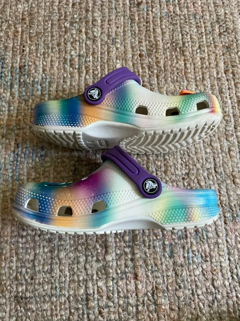 Crocs Jibbitz Purple Blue Rainbow Solarized Tie-Dye Clogs Kids Girls Size C13